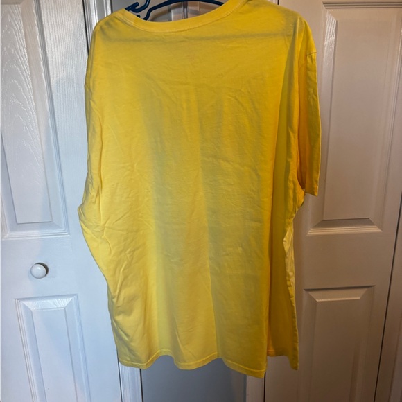 Yellow Margaritaville/ Jimmy Buffett Graphic T-Shirt - Picture 2 of 2